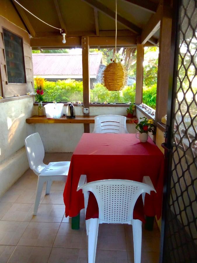 Vatupau Beachfront Bungalows Port-Vila Extérieur photo